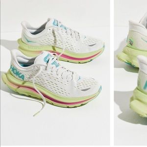 Hoka One One Kawana Sneakers